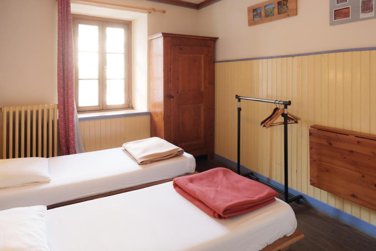 Auberge L'Estoilies Saint-Vérand Kültér fotó