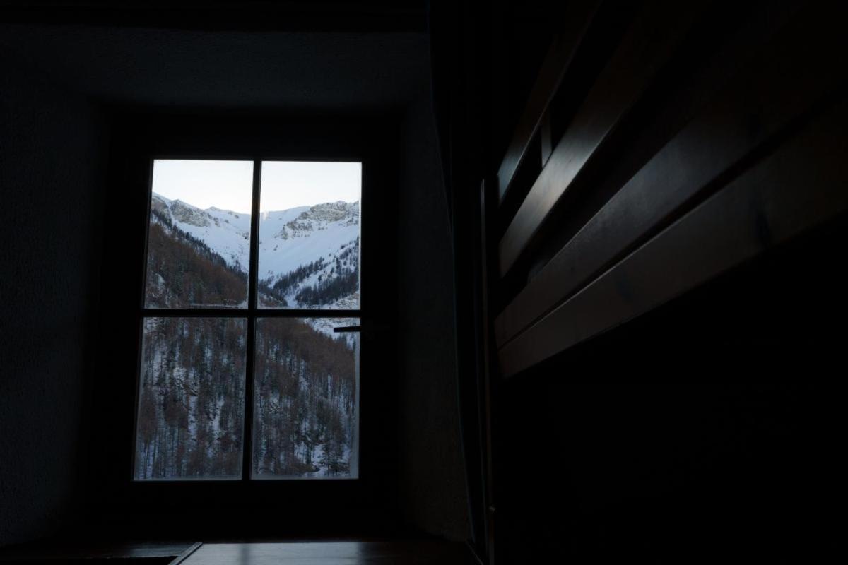 Auberge L'Estoilies Saint-Vérand Kültér fotó