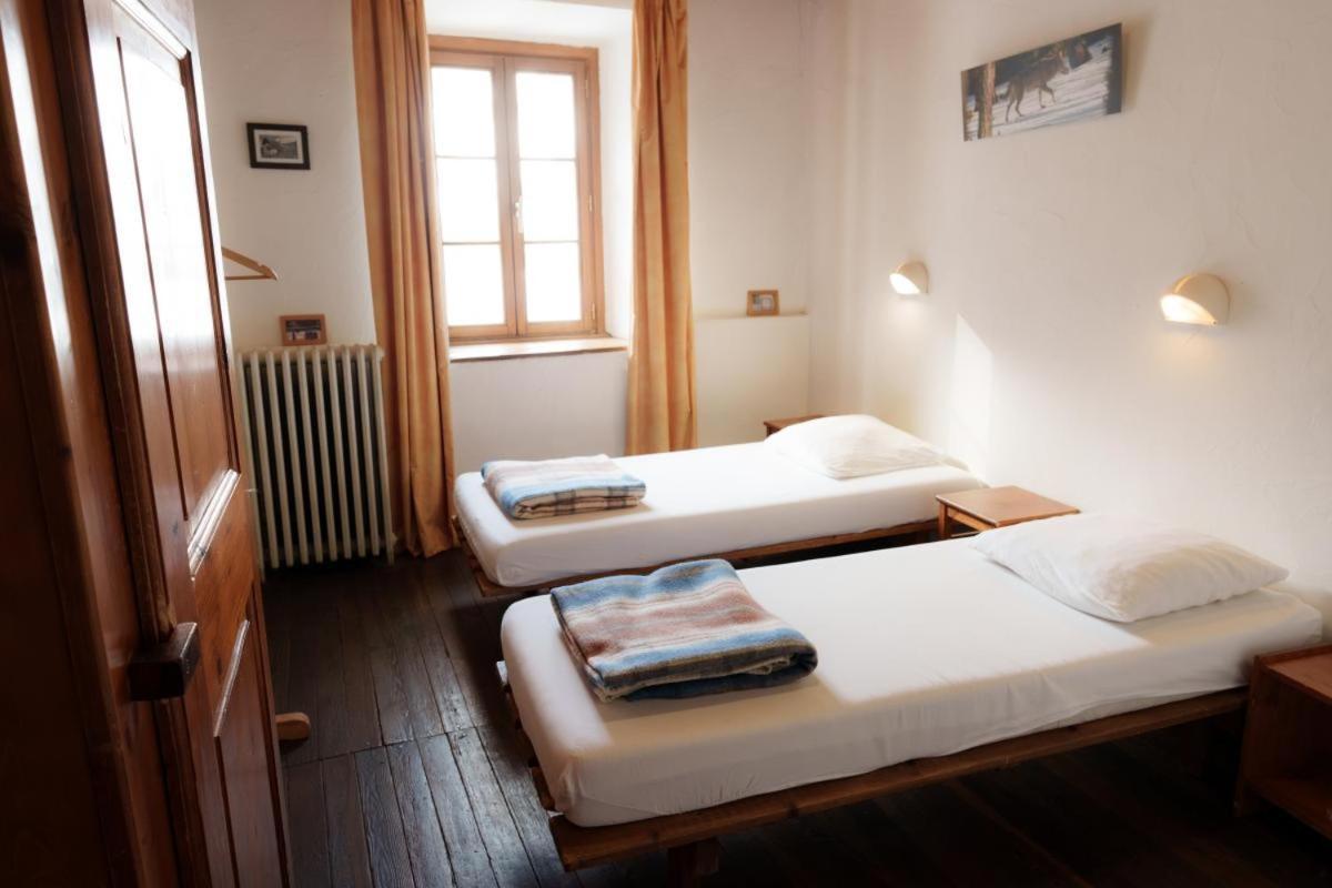 Auberge L'Estoilies Saint-Vérand Kültér fotó