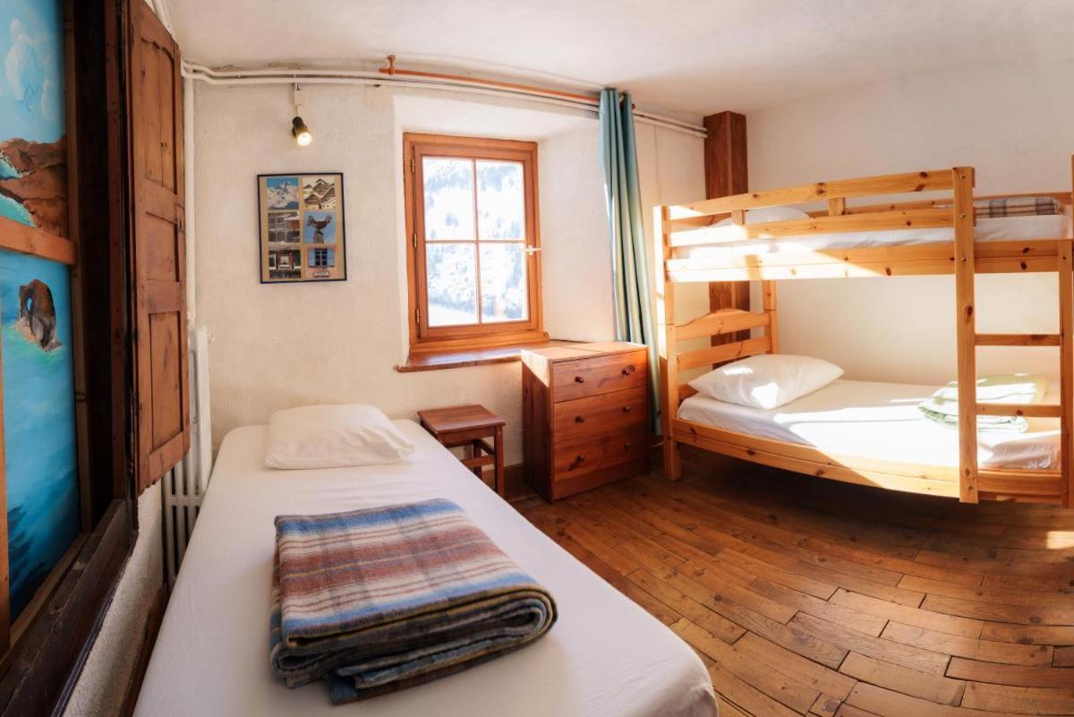 Auberge L'Estoilies Saint-Vérand Kültér fotó