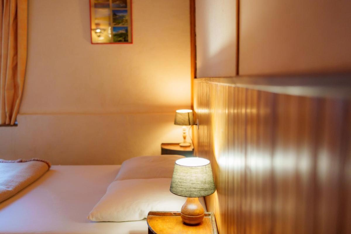 Auberge L'Estoilies Saint-Vérand Kültér fotó